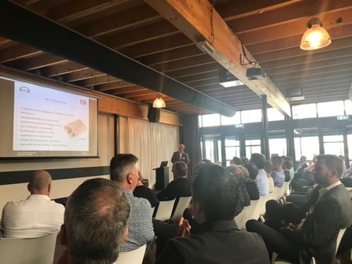 095426103.jpg 56.jpg